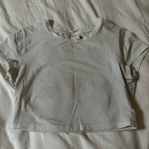 flattering tna crop top 🩷